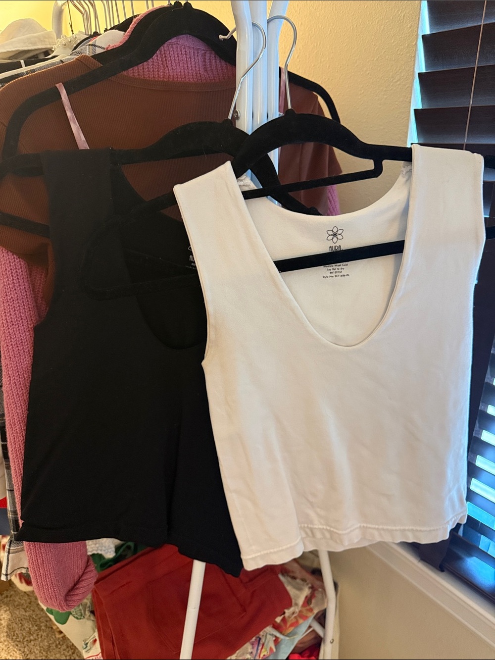 Basic Scoop Neck Tank Top - White & Black
